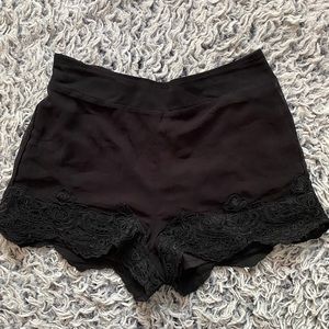 Lace trimmed Chiffon Shorts